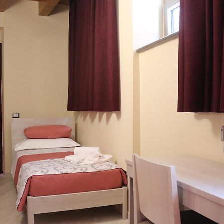 Dimora Del Corso Hotel Rotonda Quarto foto